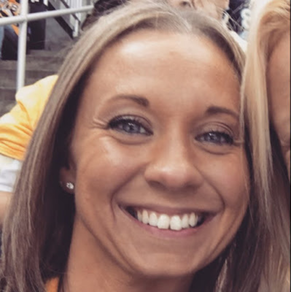 Meet your Posher, Danielle